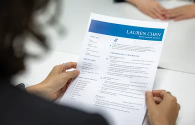 Crafting an Effective Job Description: Key Elements and Best Practices for 2024